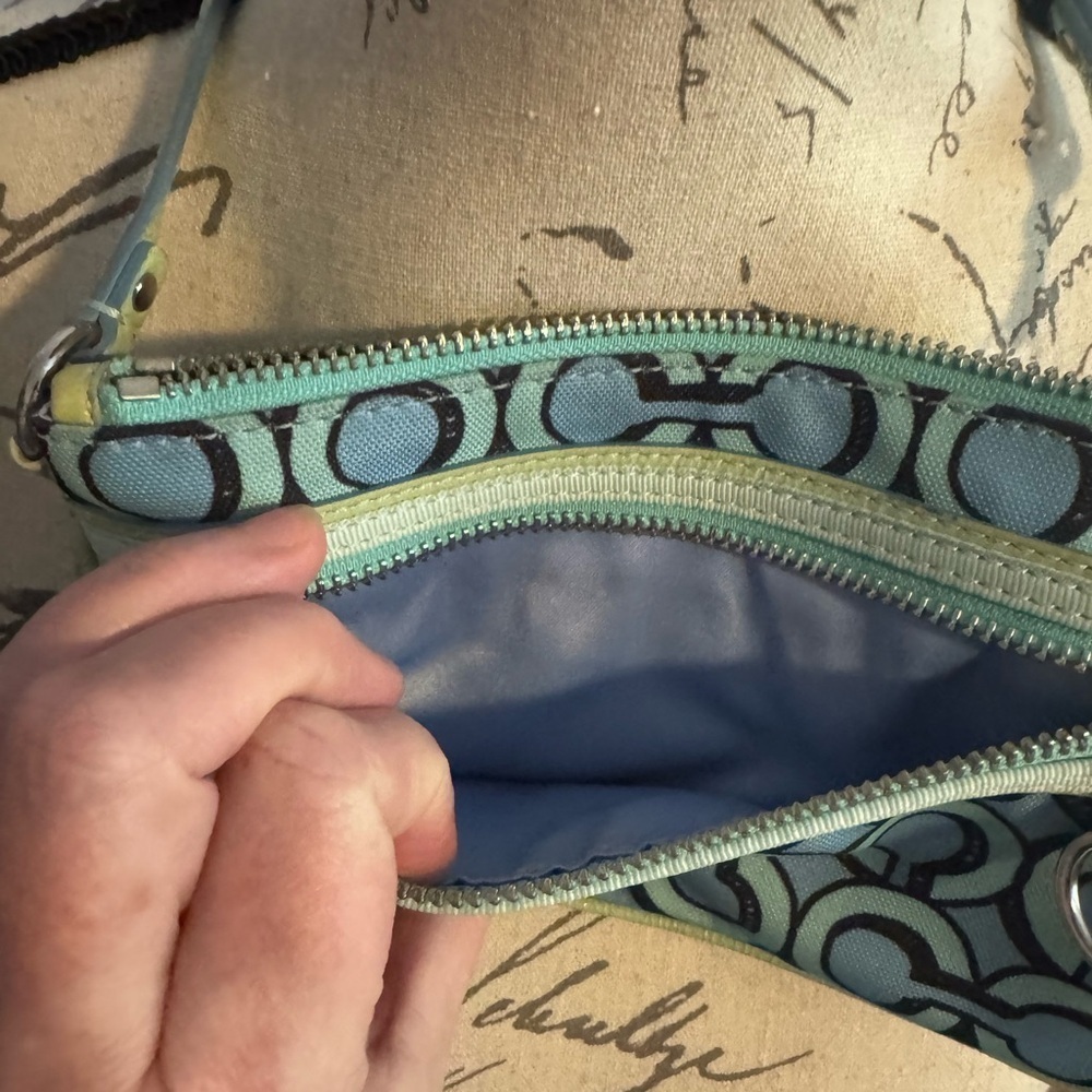 Vintage Coach Poppy Wristlet blue & teal - Picture 2 of 11